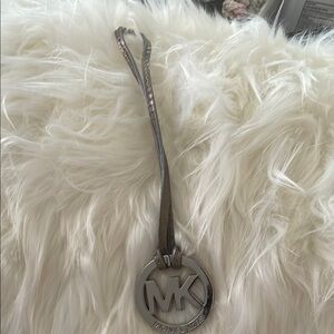 Michael Kors Silver Logo Hang Tag